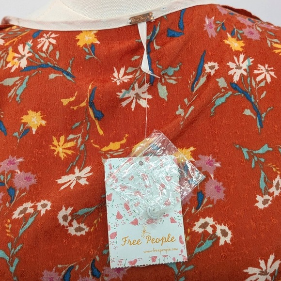 Free People Red Floral Wrap Dress Boho Romantic Cottagecore NWT Size 8 Midi - Picture 15 of 15